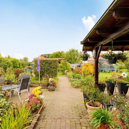 Cozy In With Garden *