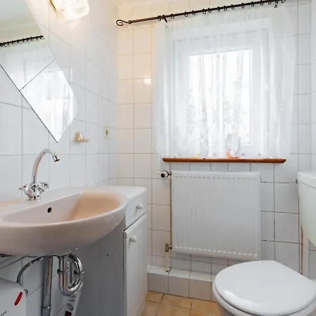 Cozy In With Garden Apartment Kropelin